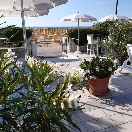 Hotel Oxford 4*