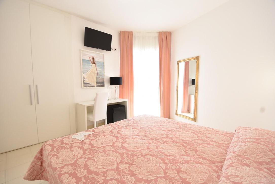 Oxford Hotel 4*